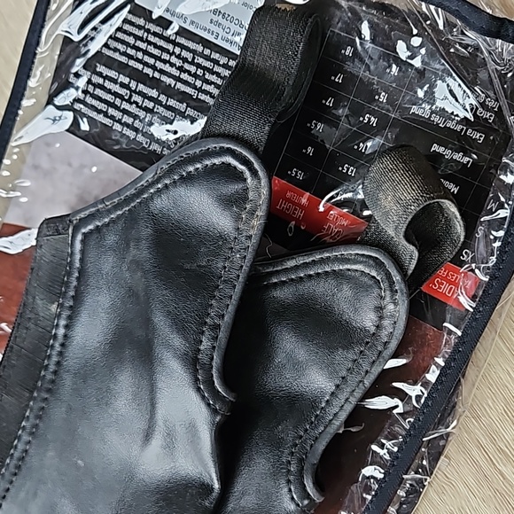 Auken ESSENTIAL Synthetic Half Chaps - Picture 3 of 9
